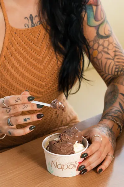 Copo de sorvete de chocolate